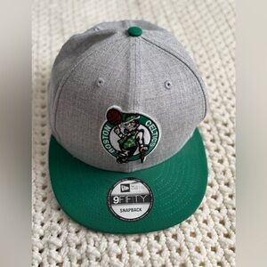 New Era Heathered Grey/Kelly Green Boston Celtics 2-Tone 9FIFTY SnapBack Cap/Hat